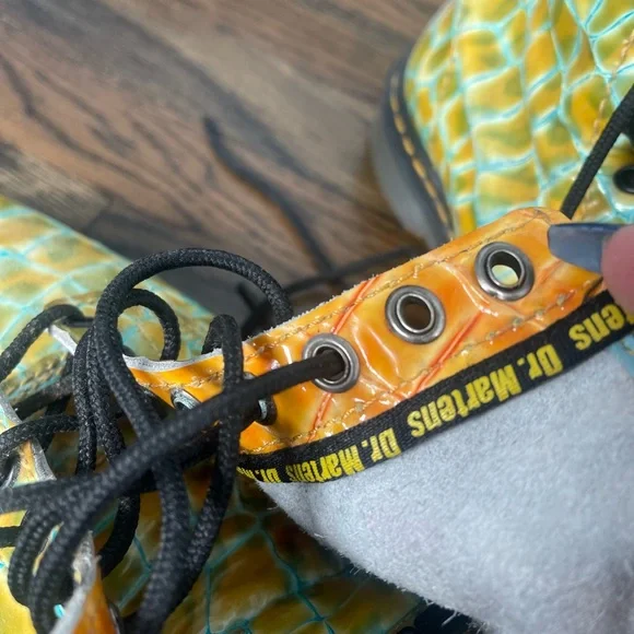 Vintage Dr. Martens - Picture 6 of 7